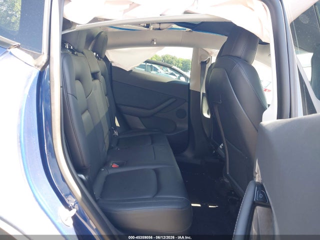 2021 Tesla Model Y Long Range Dual Motor All-wheel Drive მანქანა იყიდება აუქციონზე, vin: 5YJYGDEEXMF063852, აუქციონის ნომერი: 45359056
