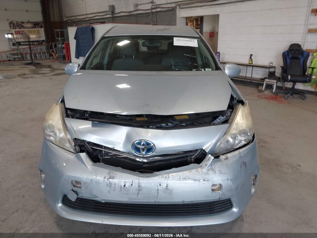 Продаж на аукціоні авто 2013 Toyota Prius V Three, vin: JTDZN3EU8D3231805, номер лоту: 45359092
