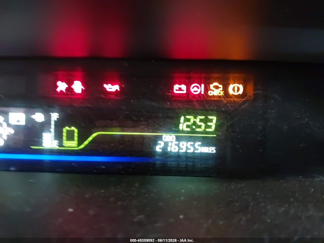 Продаж на аукціоні авто 2013 Toyota Prius V Three, vin: JTDZN3EU8D3231805, номер лоту: 45359092