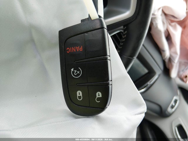45359094 :رقم المزاد ، 3C4NJCBB7JT487138 vin ، 2018 Jeep Compass Latitude Fwd مزاد بيع