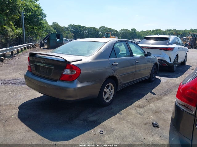2002 Toyota Camry Le მანქანა იყიდება აუქციონზე, vin: 4T1BE32K12U533203, აუქციონის ნომერი: 45359192