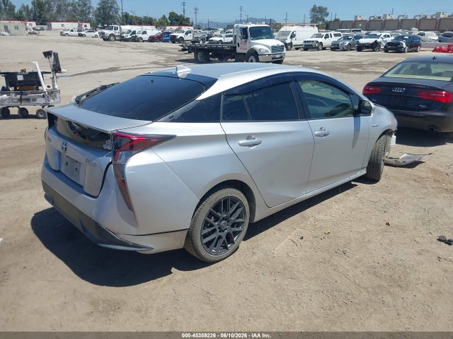 JTDKARFU9G3514457 Toyota Prius Three Touring