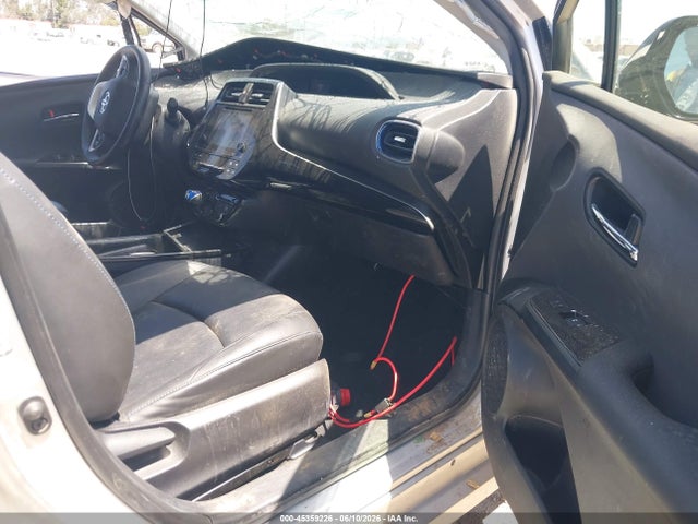 JTDKARFU9G3514457 Toyota Prius Three Touring