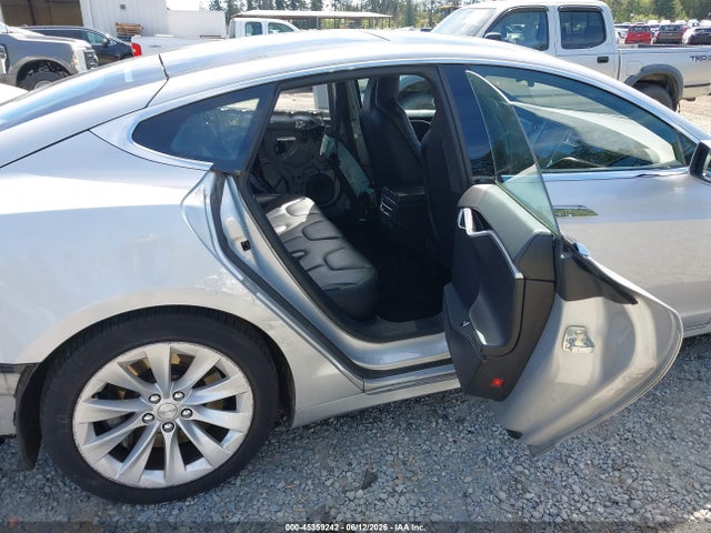 2016 Tesla Model S 60d/70d/75d/85d/90d მანქანა იყიდება აუქციონზე, vin: 5YJSA1E22GF157725, აუქციონის ნომერი: 45359242