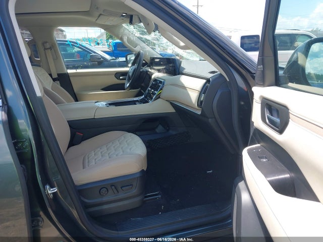 Nissan Armada Platinum 4wd 2025 JN8AY3EB2S9102945 Image 5