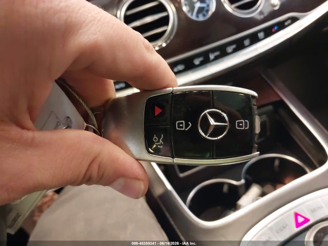 2019 Mercedes-benz S 560 4matic მანქანა იყიდება აუქციონზე, vin: WDDUG8GB6KA489204, აუქციონის ნომერი: 45359341