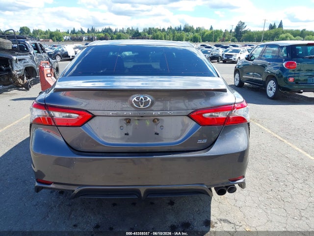 Toyota CAMRY SE 2018 4T1B11HK9JU130155 Image 17