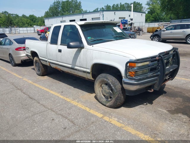 Продажа на аукционе авто 1998 Chevrolet C/k 1500 Fleetside, vin: 2GCEK19R3W1241653, номер лота: 45359366