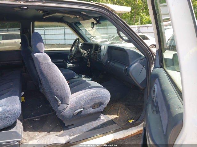 Продажа на аукционе авто 1998 Chevrolet C/k 1500 Fleetside, vin: 2GCEK19R3W1241653, номер лота: 45359366