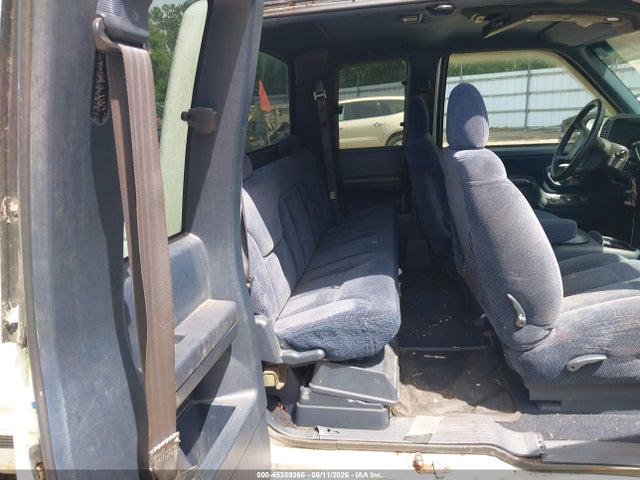 Продажа на аукционе авто 1998 Chevrolet C/k 1500 Fleetside, vin: 2GCEK19R3W1241653, номер лота: 45359366