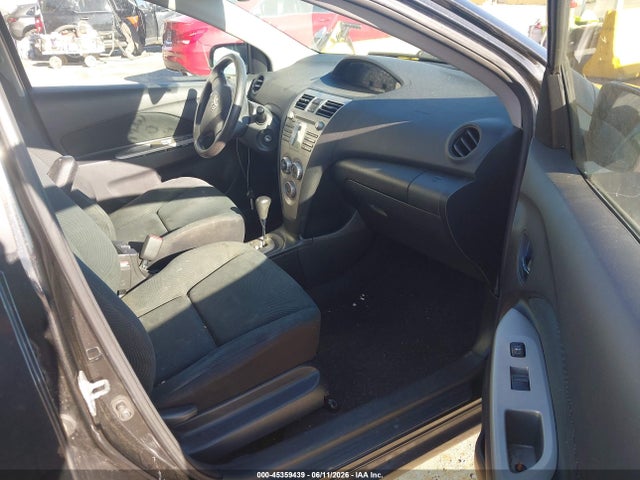 2010 Toyota Yaris მანქანა იყიდება აუქციონზე, vin: JTDBT4K35A4076824, აუქციონის ნომერი: 45359439