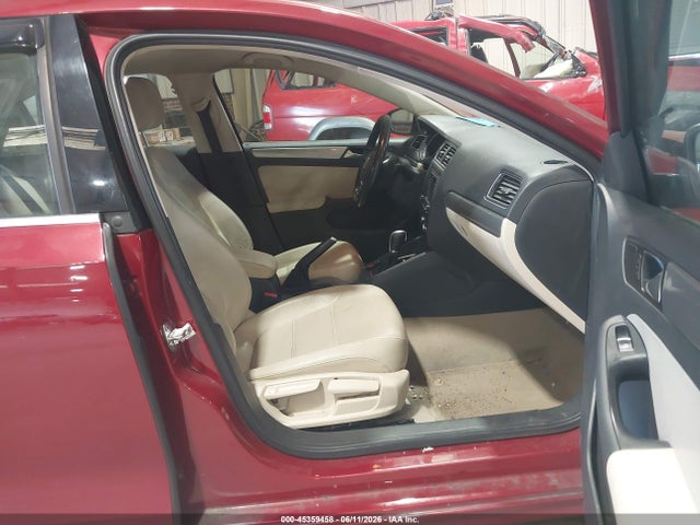 Продажа на аукционе авто 2016 Volkswagen Jetta 1.4t Se, vin: 3VWD67AJ5GM381316, номер лота: 45359458