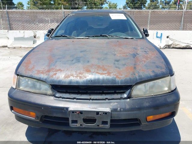 1994 Honda Accord Lx/ex მანქანა იყიდება აუქციონზე, vin: 1HGCD563XRA096129, აუქციონის ნომერი: 45359459