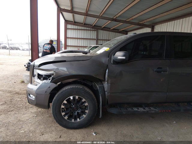 1N6AA1ED8MN511240 Nissan Titan Pro-4x 4x4
