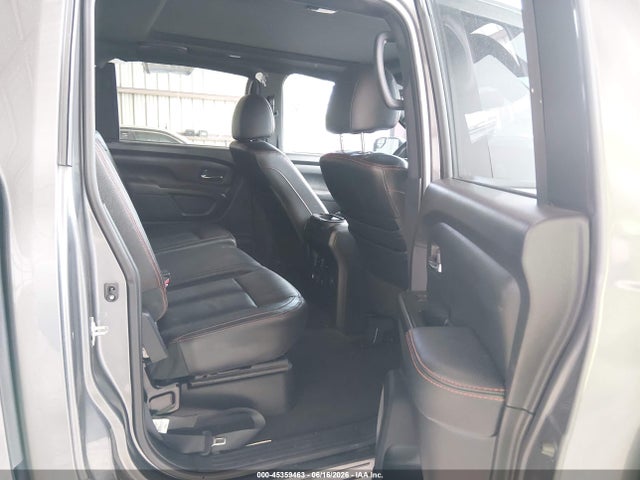 1N6AA1ED8MN511240 Nissan Titan Pro-4x 4x4