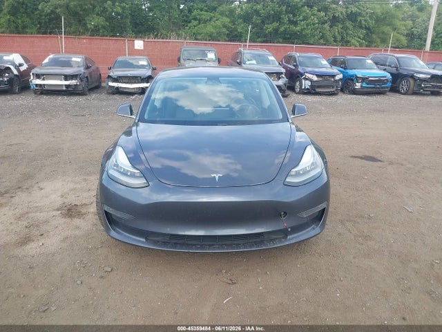 Продажа на аукционе авто 2018 Tesla Model 3 Long Range/mid Range, vin: 5YJ3E1EA7JF025762, номер лота: 45359484