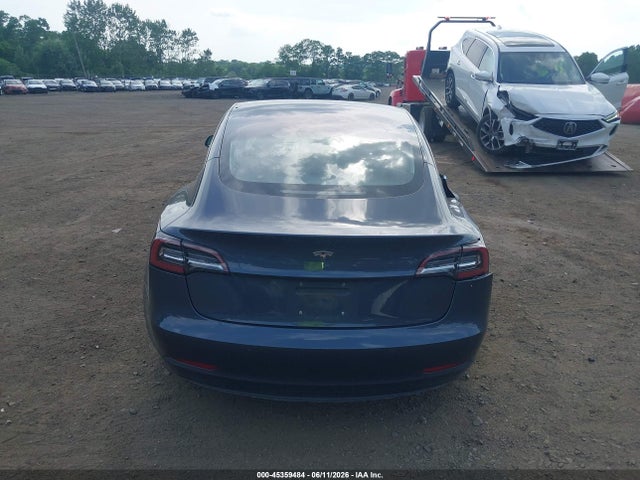 Продажа на аукционе авто 2018 Tesla Model 3 Long Range/mid Range, vin: 5YJ3E1EA7JF025762, номер лота: 45359484