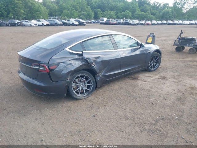 Продажа на аукционе авто 2018 Tesla Model 3 Long Range/mid Range, vin: 5YJ3E1EA7JF025762, номер лота: 45359484