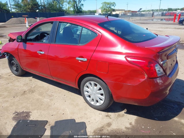 45359488 :رقم المزاد ، 3N1CN7AP8DL881173 vin ، 2013 Nissan Versa 1.6 Sv مزاد بيع