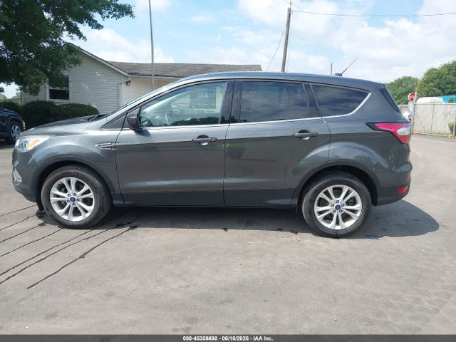 Ford ESCAPE SE 2017 1FMCU0GD7HUE50173 Image 18