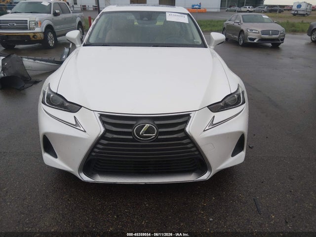 Lexus IS 300 2017 JTHCM1D25H5015108 Image 13