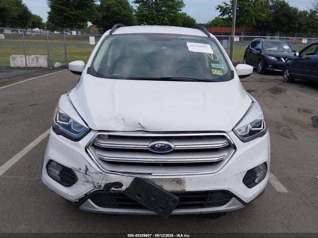 1FMCU9HD2KUA66229 Ford ESCAPE SEL