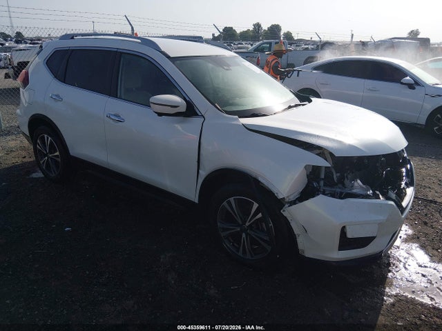 45359611 :رقم المزاد ، 5N1AT2MT6LC720736 vin ، 2020 Nissan Rogue Sv Fwd مزاد بيع