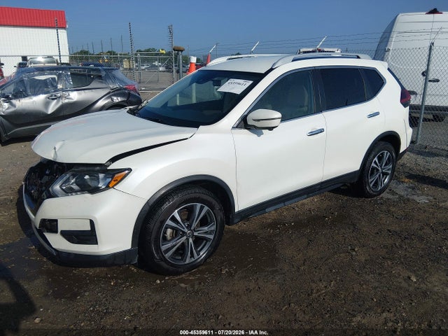 45359611 :رقم المزاد ، 5N1AT2MT6LC720736 vin ، 2020 Nissan Rogue Sv Fwd مزاد بيع