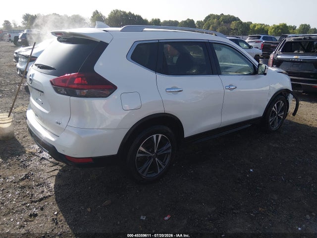 45359611 :رقم المزاد ، 5N1AT2MT6LC720736 vin ، 2020 Nissan Rogue Sv Fwd مزاد بيع