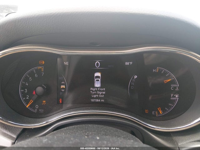 1C4RJEAG4GC415523 Jeep Grand Cherokee Laredo