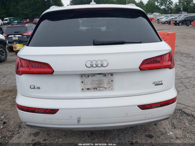 2018 Audi Q5 2.0t Premium/2.0t Tech Premium მანქანა იყიდება აუქციონზე, vin: WA1CNBFY1J2089424, აუქციონის ნომერი: 45359776