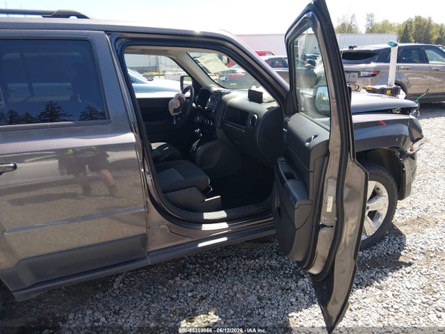 1C4NJRBB4FD188903 Jeep Patriot Sport