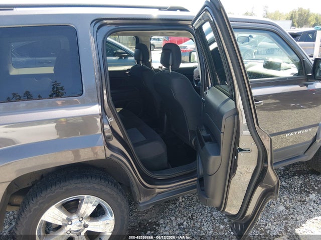 1C4NJRBB4FD188903 Jeep Patriot Sport
