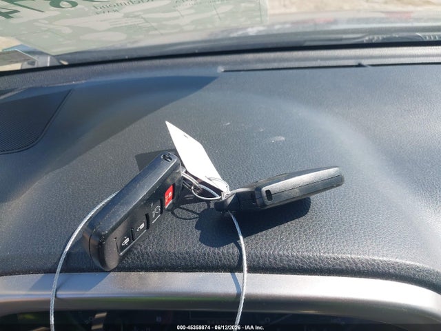 Toyota Rav4 Xle 2018 JTMWFREVXJD132338 Image 11