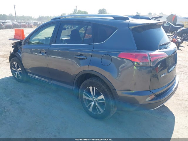Toyota Rav4 Xle 2018 JTMWFREVXJD132338 Image 3