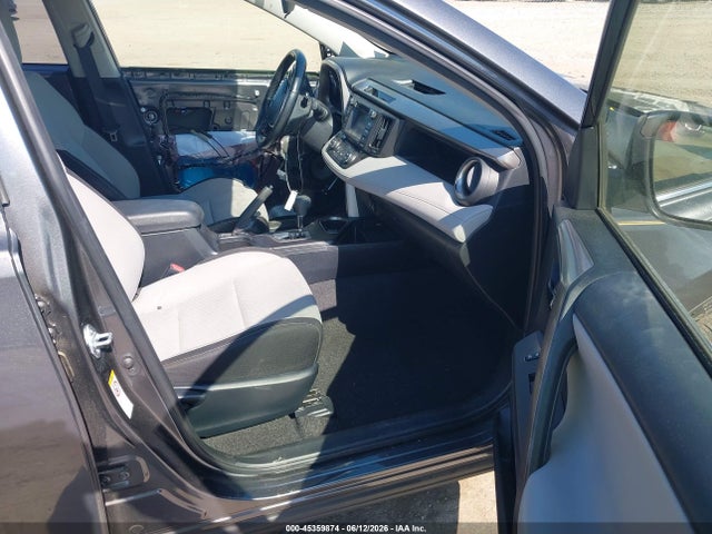 Toyota Rav4 Xle 2018 JTMWFREVXJD132338 Image 5
