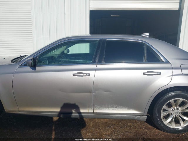 Продажа на аукционе авто 2015 Chrysler 300 Limited, vin: 2C3CCAAG3FH807482, номер лота: 45359925
