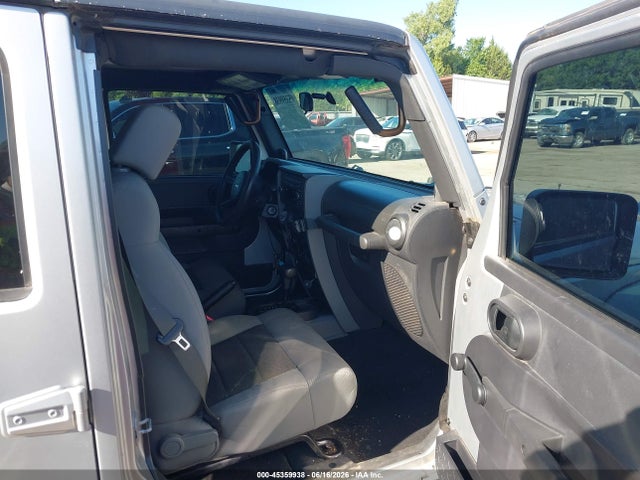 2009 Jeep Wrangler Unlimited X მანქანა იყიდება აუქციონზე, vin: 1J4GA39189L768243, აუქციონის ნომერი: 45359938