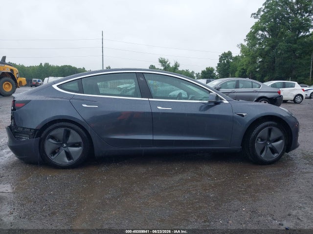 Продаж на аукціоні авто 2019 Tesla Model 3 Long Range/performance, vin: 5YJ3E1EB1KF386074, номер лоту: 45359941