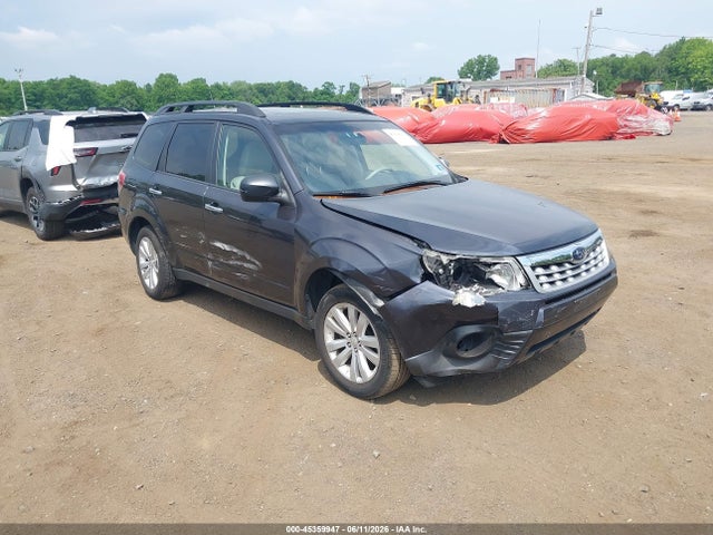 Продаж на аукціоні авто 2012 Subaru Forester 2.5x Premium, vin: JF2SHADCXCH424580, номер лоту: 45359947