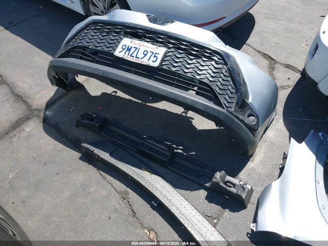 7MUFBABG8RV043831 Toyota Corolla Cross Hybrid Se