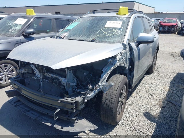 7MUFBABG8RV043831 Toyota Corolla Cross Hybrid Se