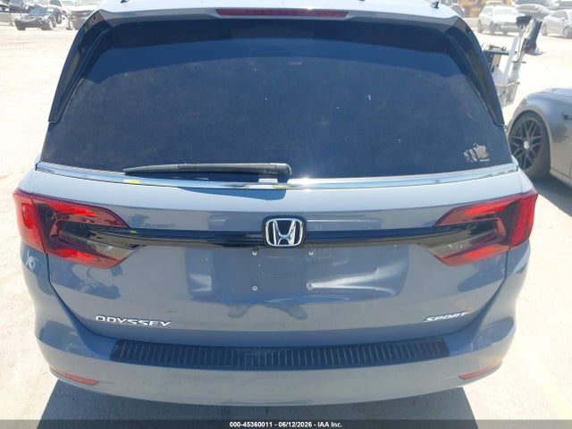 5FNRL6H78RB043390 Honda Odyssey Sport