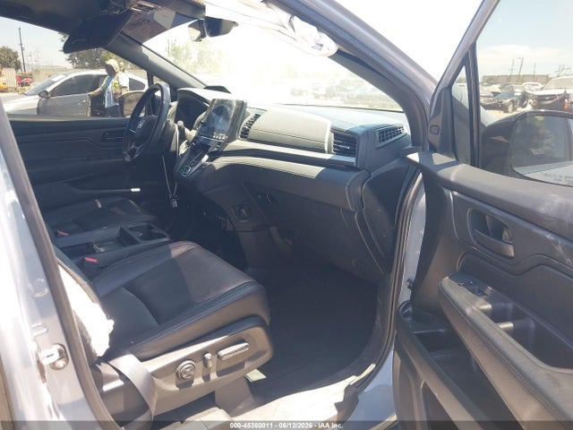 5FNRL6H78RB043390 Honda Odyssey Sport