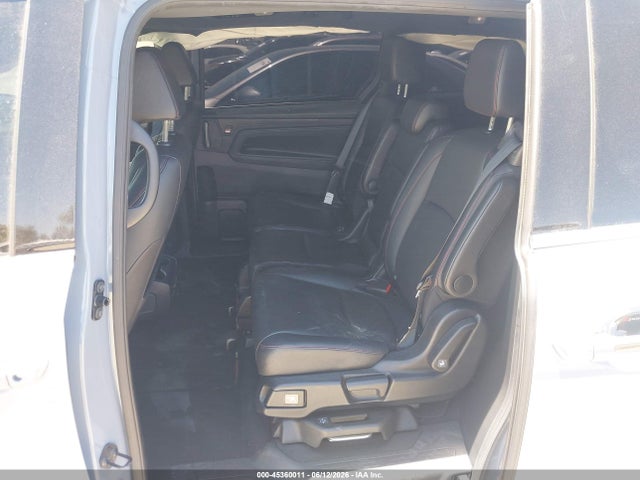 5FNRL6H78RB043390 Honda Odyssey Sport