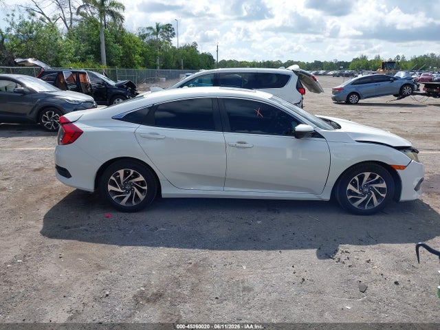 Auction sale of the 2018 Honda Civic Ex, vin: 19XFC2F7XJE022727, lot number: 45360020