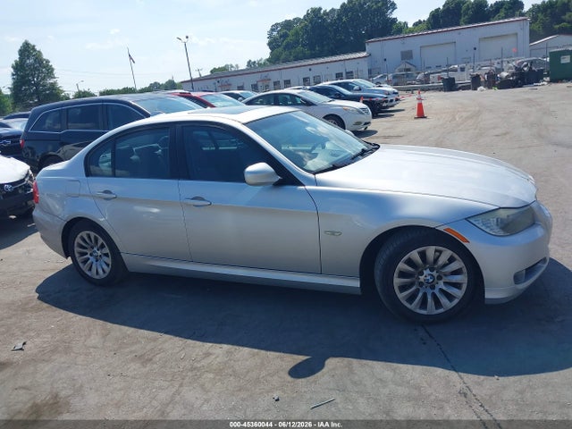 45360044 :رقم المزاد ، WBAPH77539NM28840 vin ، 2009 Bmw 328i مزاد بيع