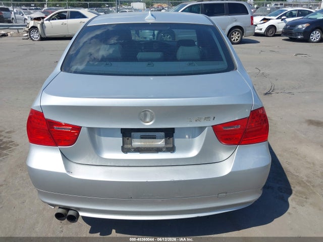 45360044 :رقم المزاد ، WBAPH77539NM28840 vin ، 2009 Bmw 328i مزاد بيع
