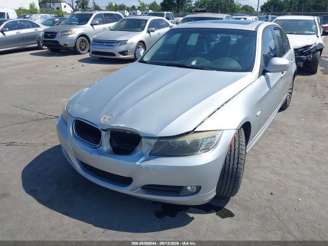 45360044 :رقم المزاد ، WBAPH77539NM28840 vin ، 2009 Bmw 328i مزاد بيع