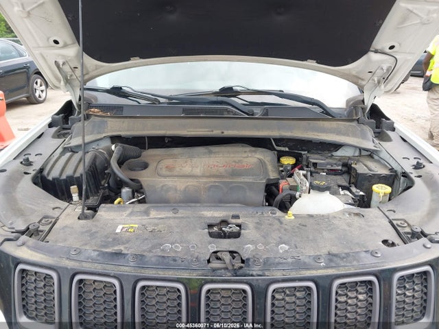 45360071 :رقم المزاد ، 3C4NJDDB3HT624038 vin ، 2017 Jeep New Compass Trailhawk 4x4 مزاد بيع